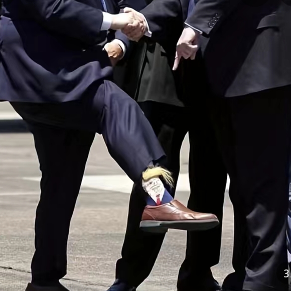 🇺🇸2024 Trump socks🇺🇸 - Picture 3 of 4
